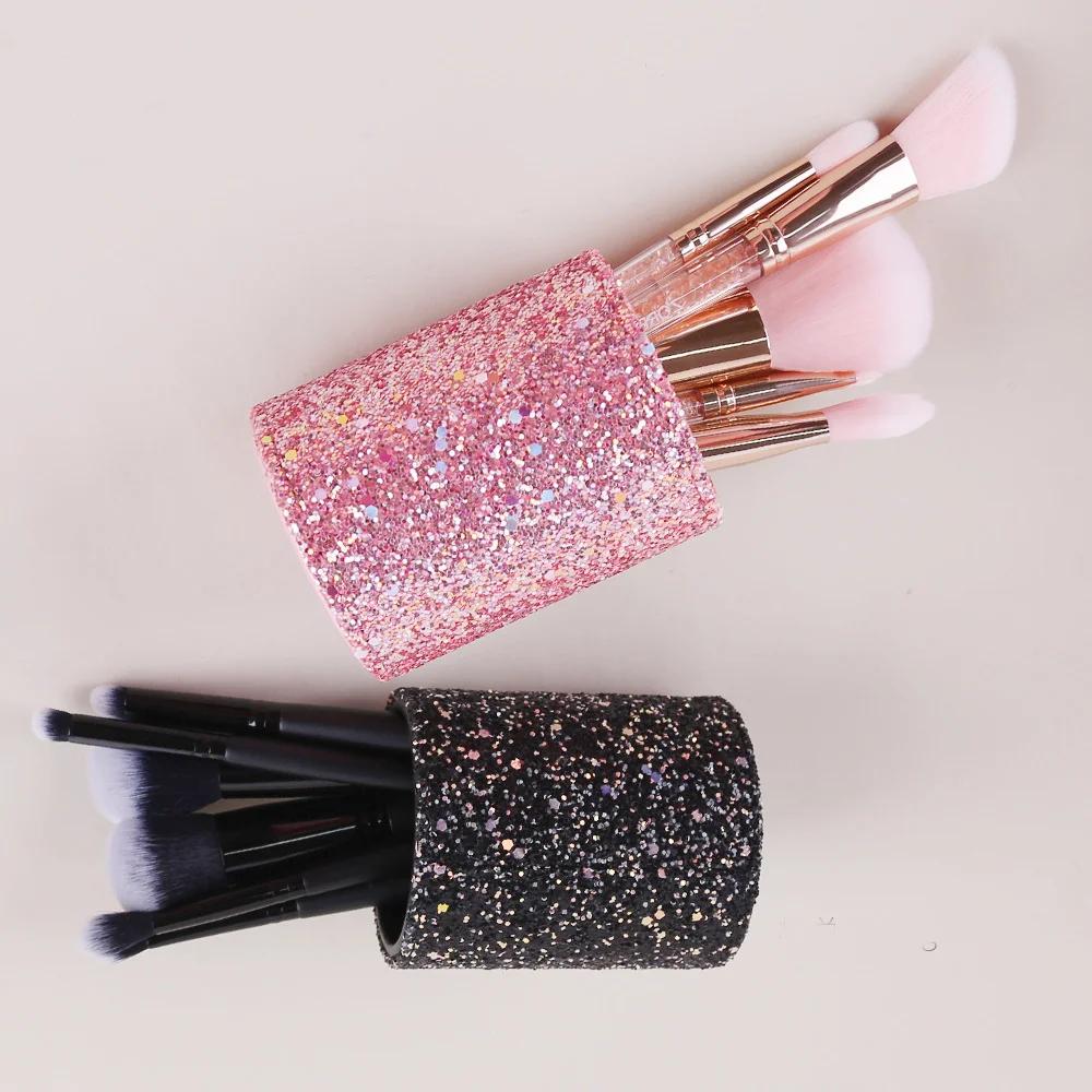 Funkelnder Make-up-Pinselbehäl – Beauty Kiss Makeup Bewertung und Preis