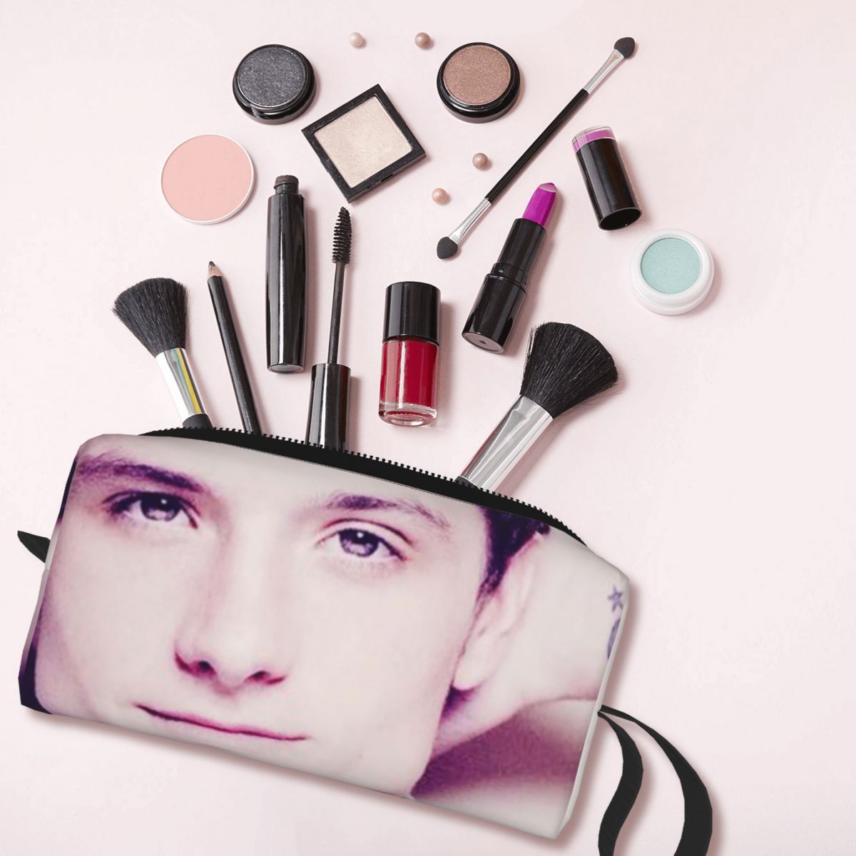 Josh Hutcherson Whistle Meme S – Beauty Makeup Songs Bewertung und Preis